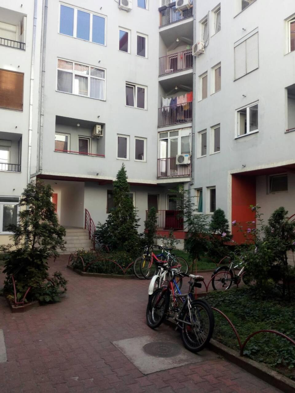 Sweet Home Center Apartment Novi Sad Ngoại thất bức ảnh